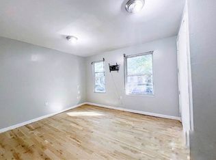 1245 41st St #2A, Brooklyn, NY 11218