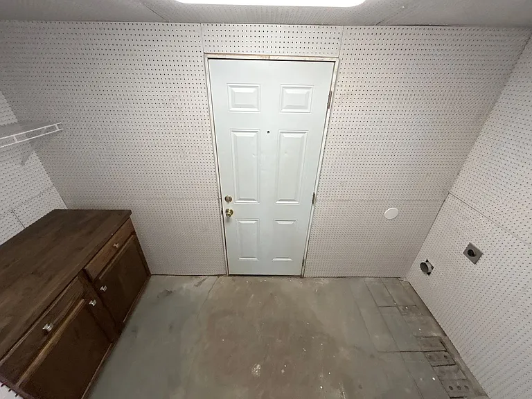 999 Seminole Dr #A & B — Photo 9