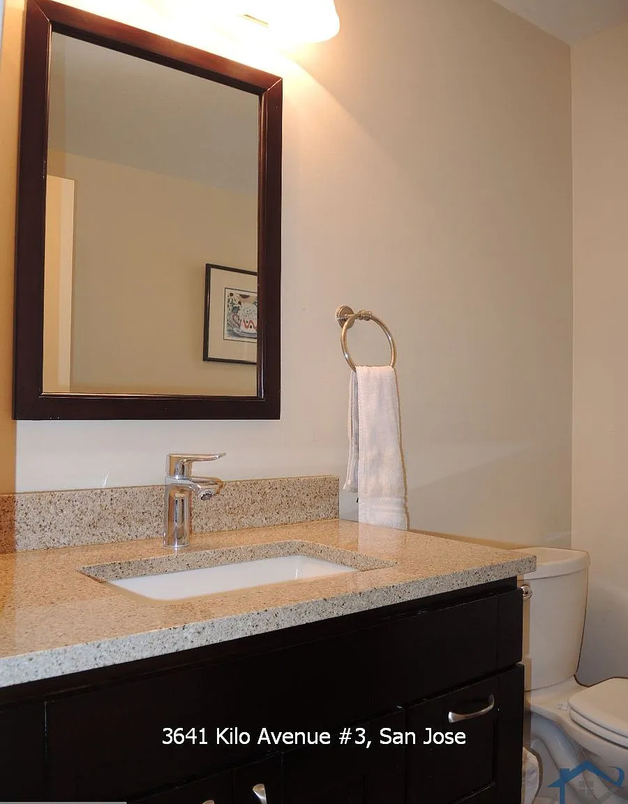 7 bed, 3400 sqft, $890 — Photo 4