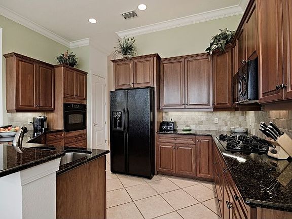 Upgraded Open Kitchen