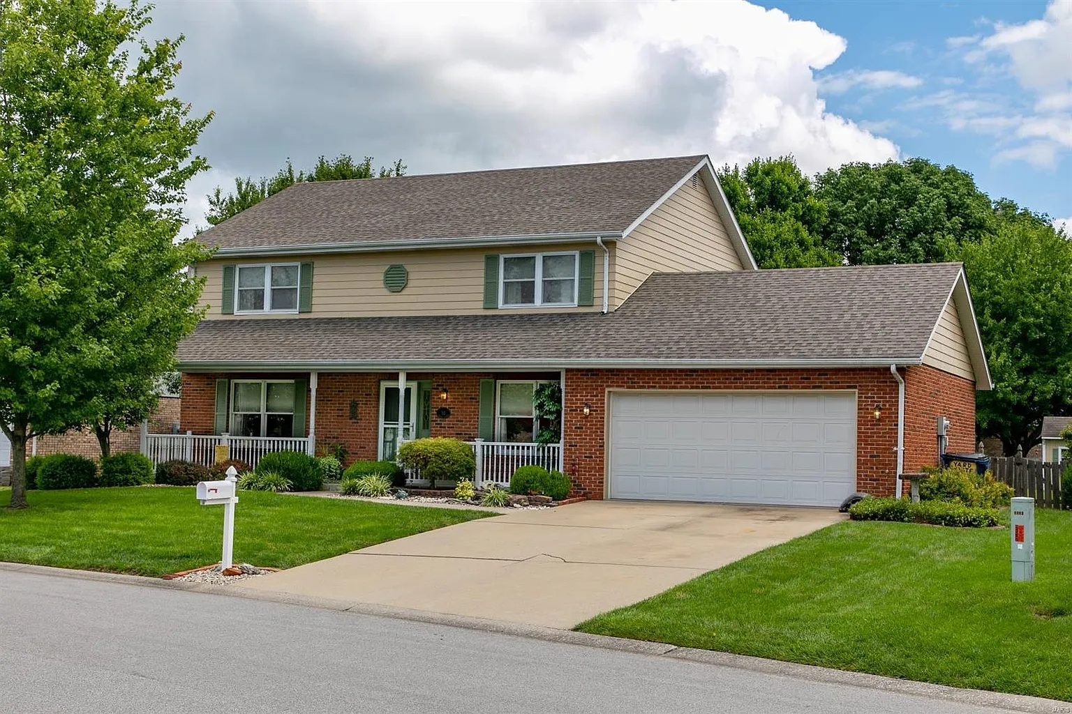 112 Jardin Ct photo 1