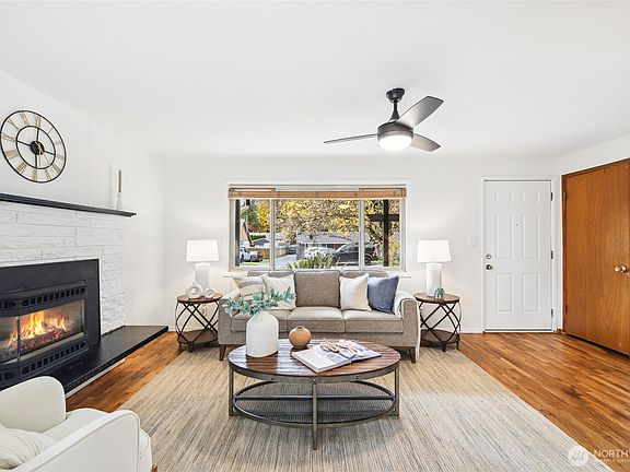 3rd image of 22103 38th Avenue W