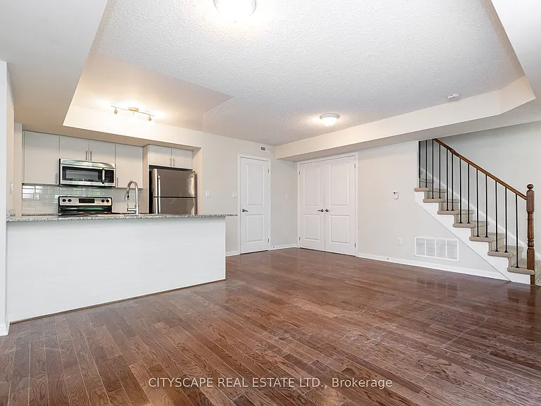 9 Foundry Ave #115 — Photo 3