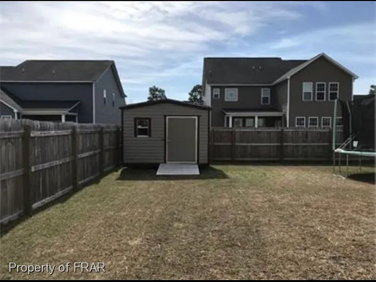 205 Tipperary St — Photo 8