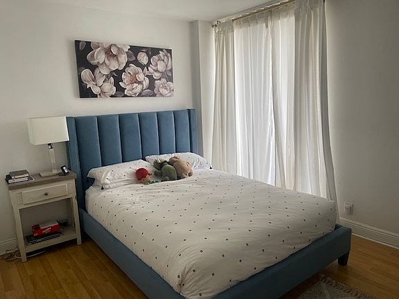 4th image of 3300 NE 191st St APT 707