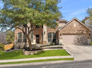 8615 Solano Dr, Helotes, TX 78023