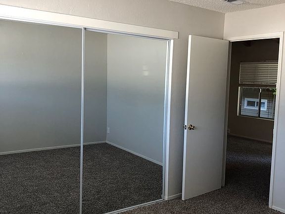 4th image of 3008 E St APT 06