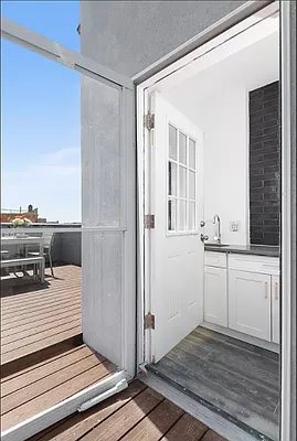 Rented by Compass | media 21