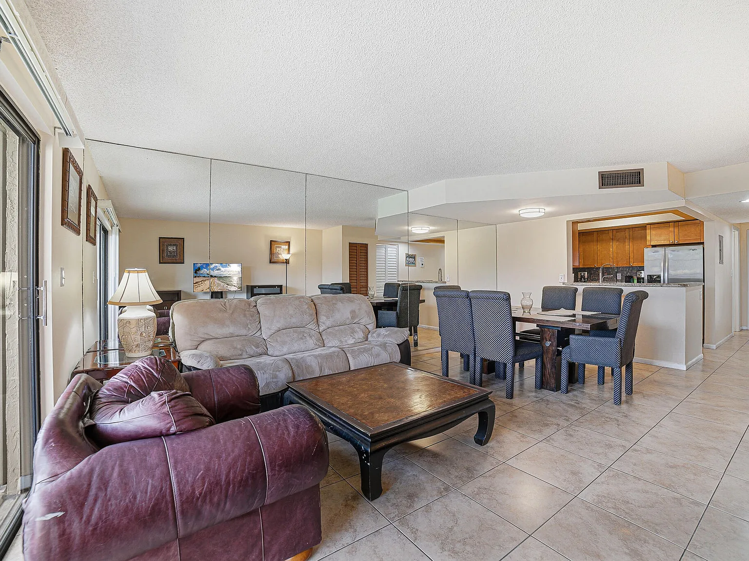 2 bed, 2.0 bath, 1120 sqft, $3,000 — Photo 3