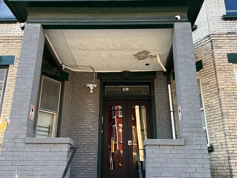 381 Baldwin Ave #1 — Photo 2