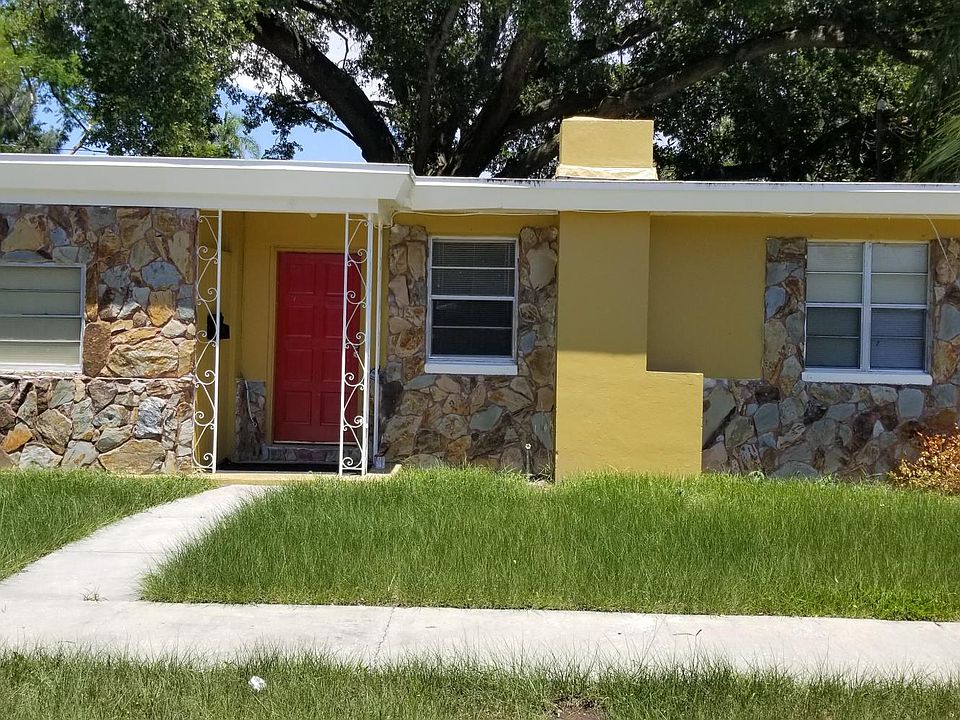 1st image of 1516 15th St S