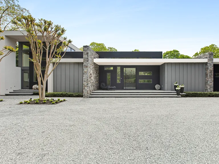 2 Merriwood Dr — Photo 3