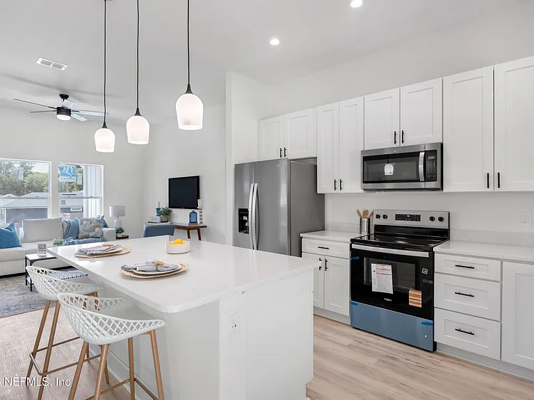 7465 Donald St — Photo 14