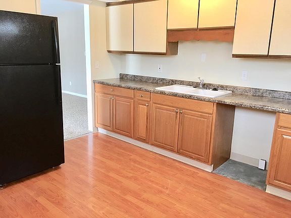 5th image of 2141 Brentnell Blvd