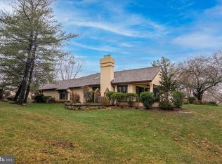 11 Springhouse Ln, Blue Bell, PA 19422