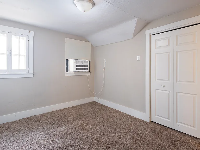 711 Osage St — Photo 18
