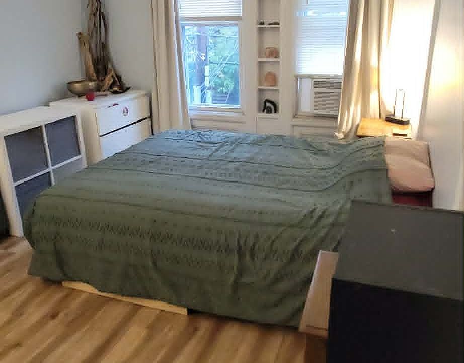 1st image of 146 Bradley St #2