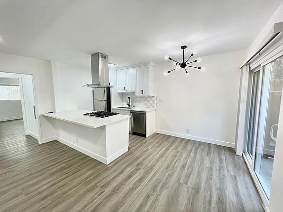 4th image of 3625 McLaughlin Ave #3