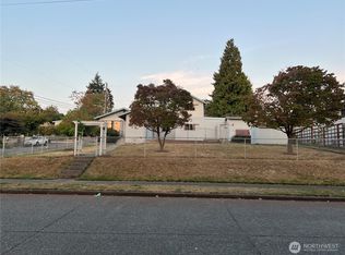 7502 14th Ave SW, Seattle, WA 98106