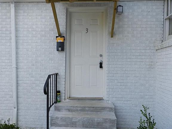2nd image of 500 Adrienne St APT 3