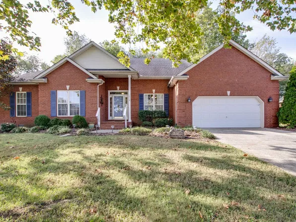 1918 Kensington Dr, Murfreesboro, TN 37127