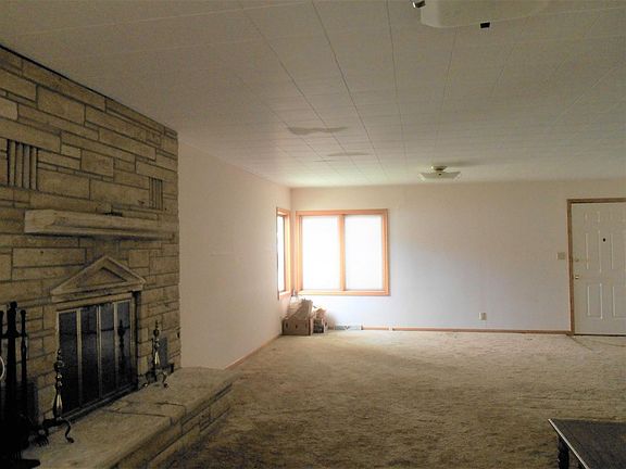 2nd image of 217 E Laura Ave