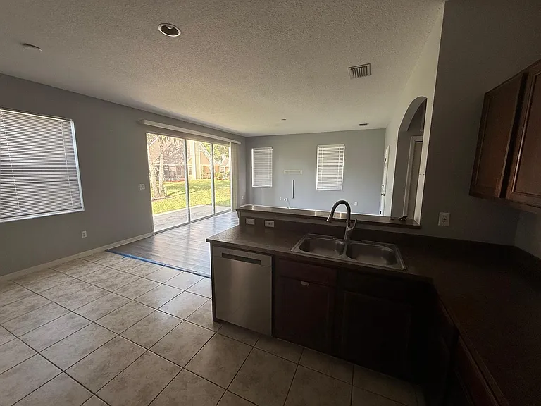 3635 Pine Knot Dr — Photo 5