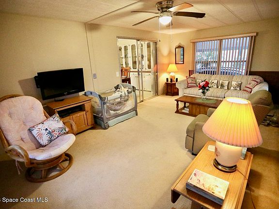 4th image of 525 Kimberly Cir S