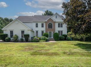 17 Butterfield Dr, Westborough, MA 01581