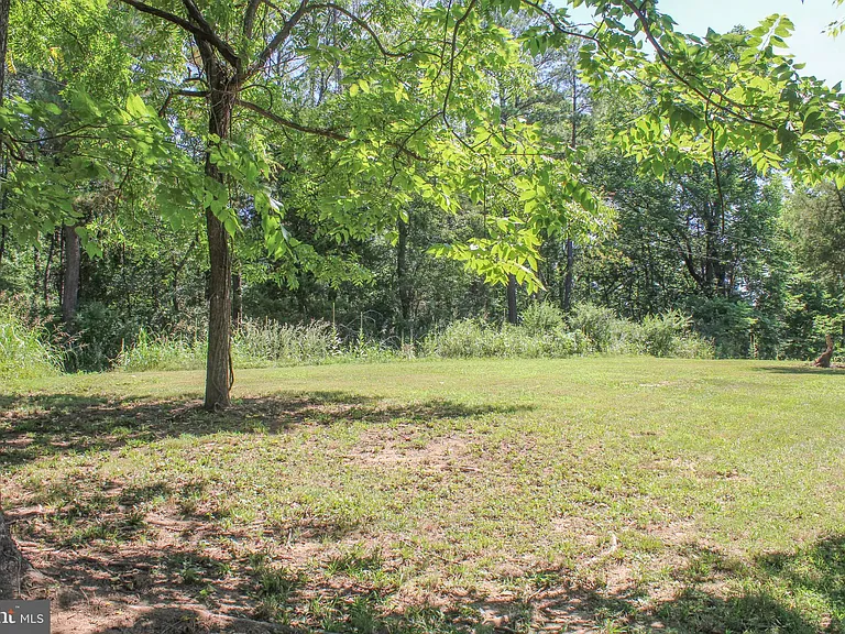 242 Fort Bowman Rd — Photo 33