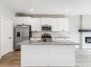 7687 Cruise Way, Inver Grove Heights, MN 55076