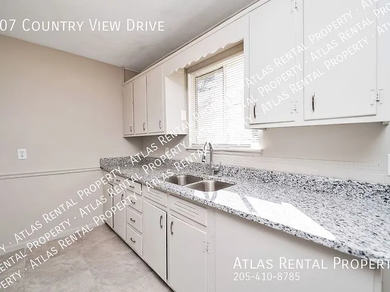 607 Country View Dr — Photo 16