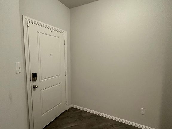 4th image of 9221 Doverglen Dr