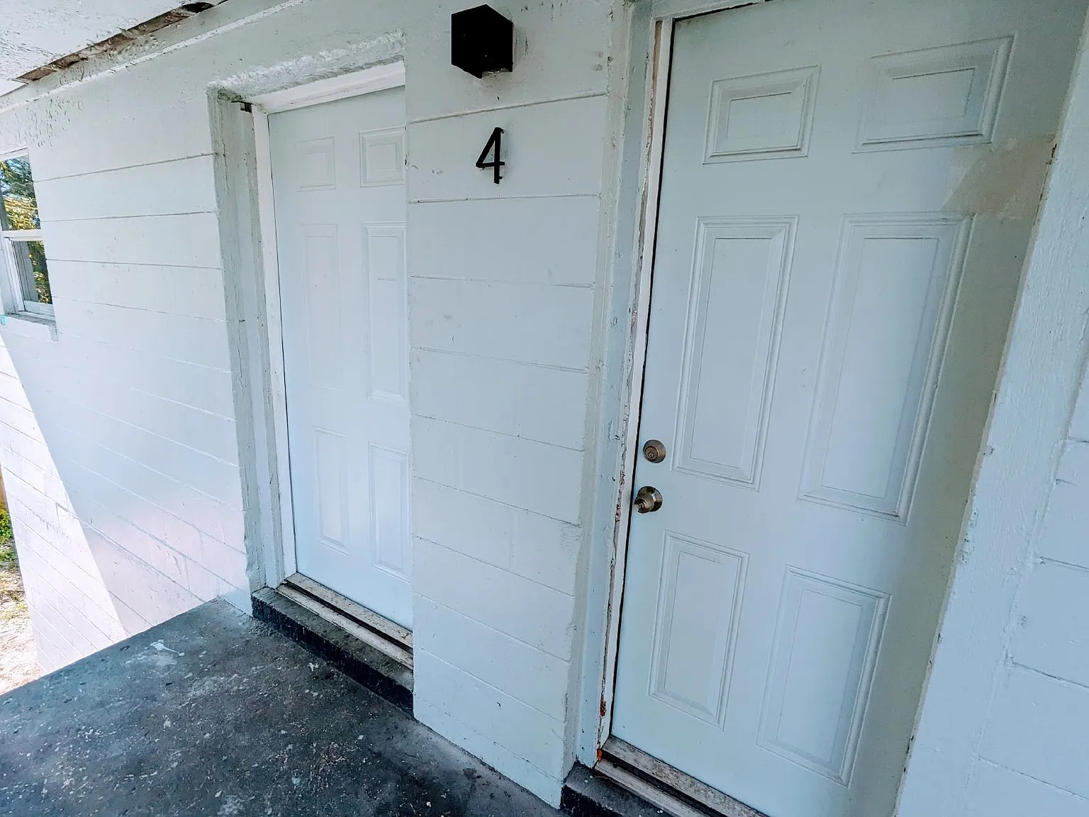 2 bed, 1.0 bath, 700 sqft, $825 — Photo 1