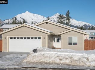 8165 Keegan St, Juneau, AK 99801