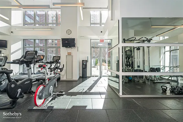 Rented by Sotheby's International Realty | media 6