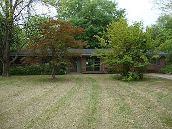 1st image of 2826 Hermitage Dr