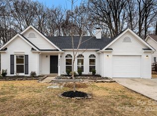 9004 English Saddle Ln, Charlotte, NC 28273