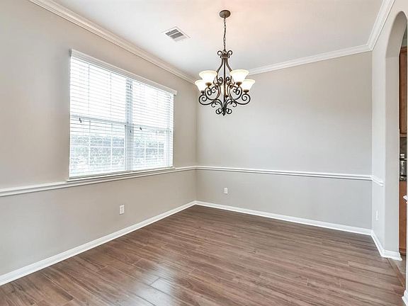 4th image of 2707 Everhart Terrace Dr