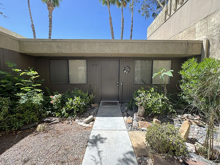 473 Bradshaw Ln — Photo 1