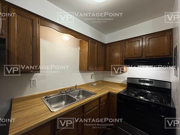 3rd image of 417 Dousman St #7