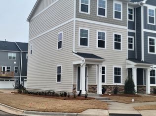461 Deercroft Dr, Apex, NC 27539