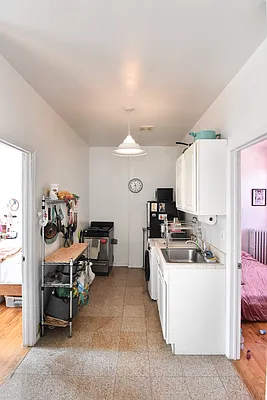 Rented by The Agency | media 13