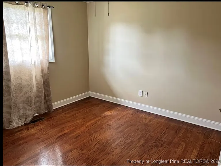 4807 S Main St — Photo 6