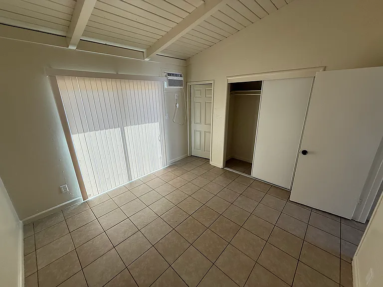 2386 C St — Photo 5