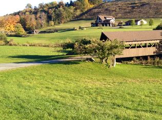 760 Freedom Crider Rd, Freedom, PA 15042