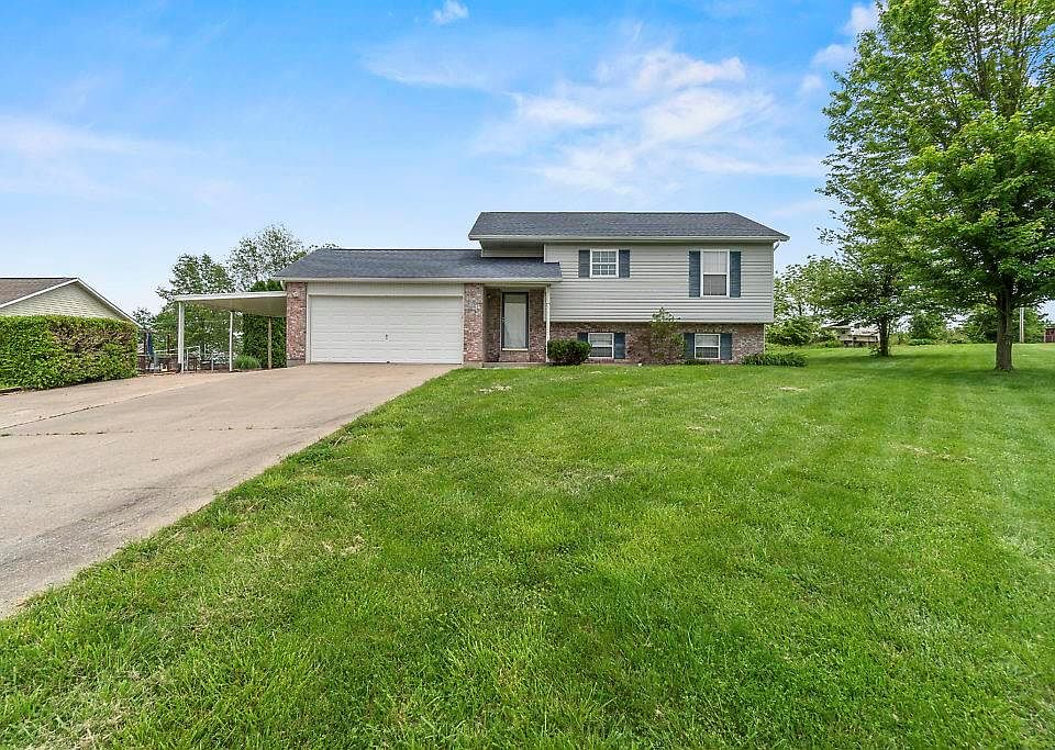 1st image of 172 Melissas Dr