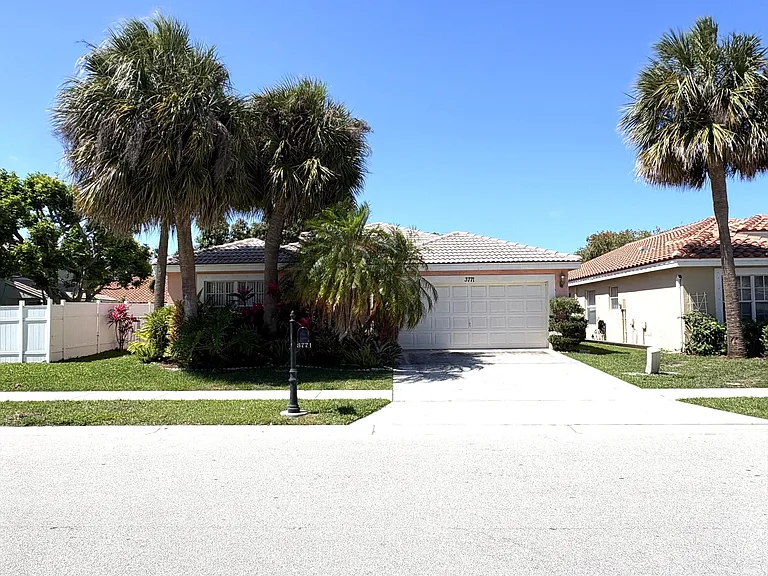 3771 Newport Ave — Photo 2