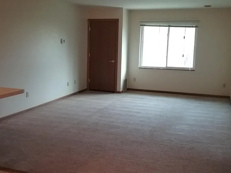 2700-2720 10603rd #2760-2661-258125 — Photo 27