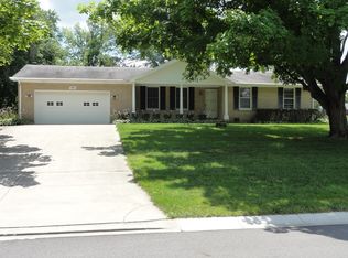 7570 Belle Plain Dr, Dayton, OH 45424